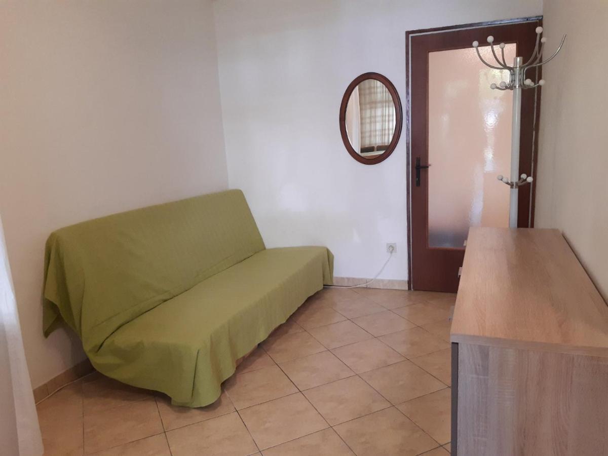 Apartment Španjol Anka Rab Town Bagian luar foto