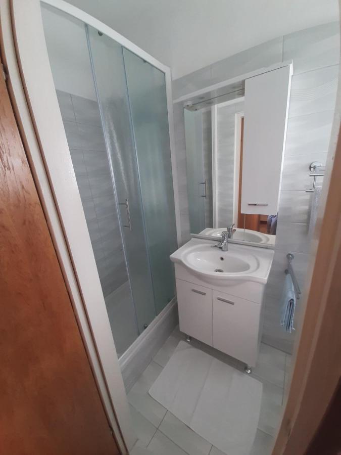 Apartment Španjol Anka Rab Town Bagian luar foto