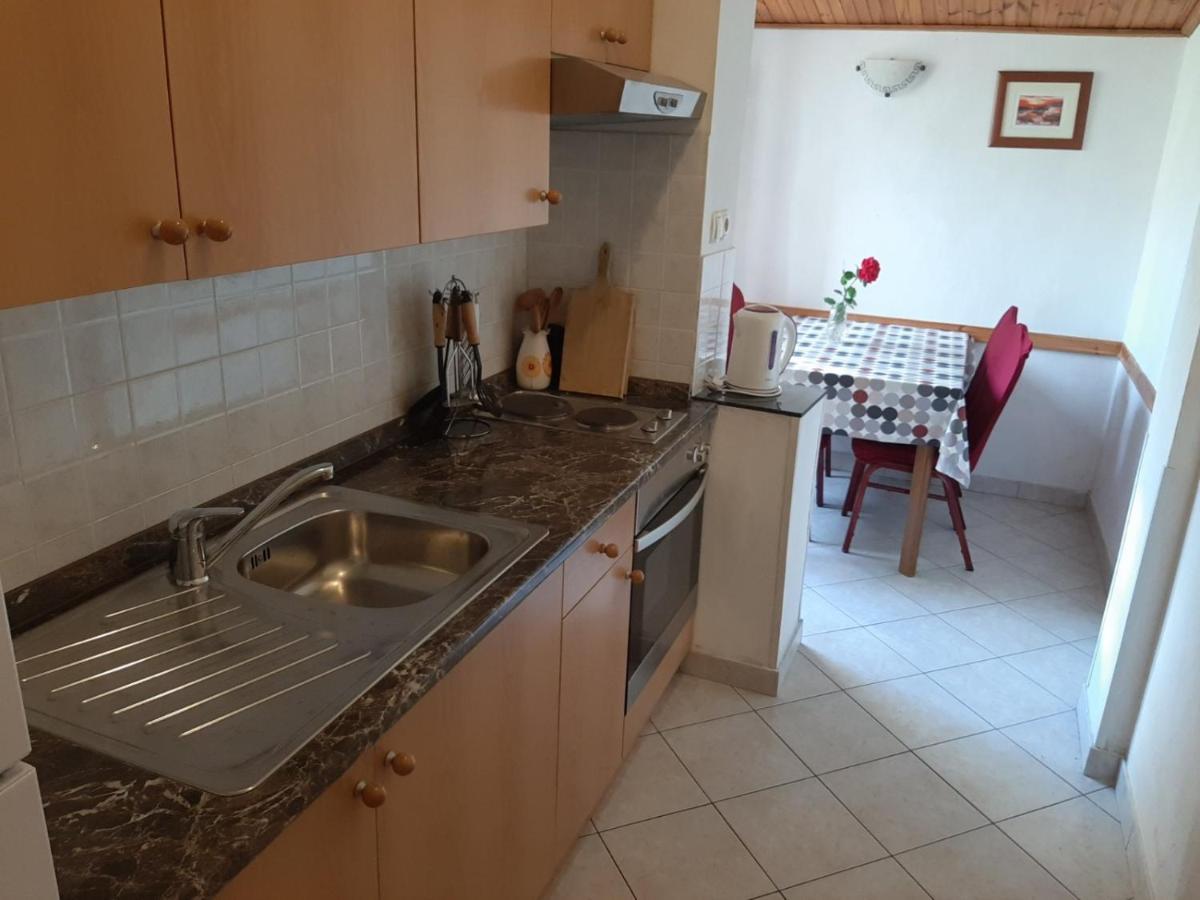 Apartment Španjol Anka Rab Town Bagian luar foto