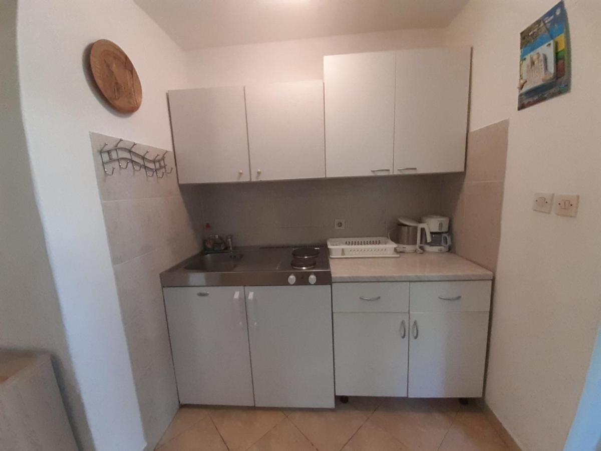 Apartment Španjol Anka Rab Town Bagian luar foto